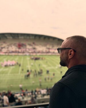 Philippe Bas Instagram - Any given sunday. 
@parismusketeers