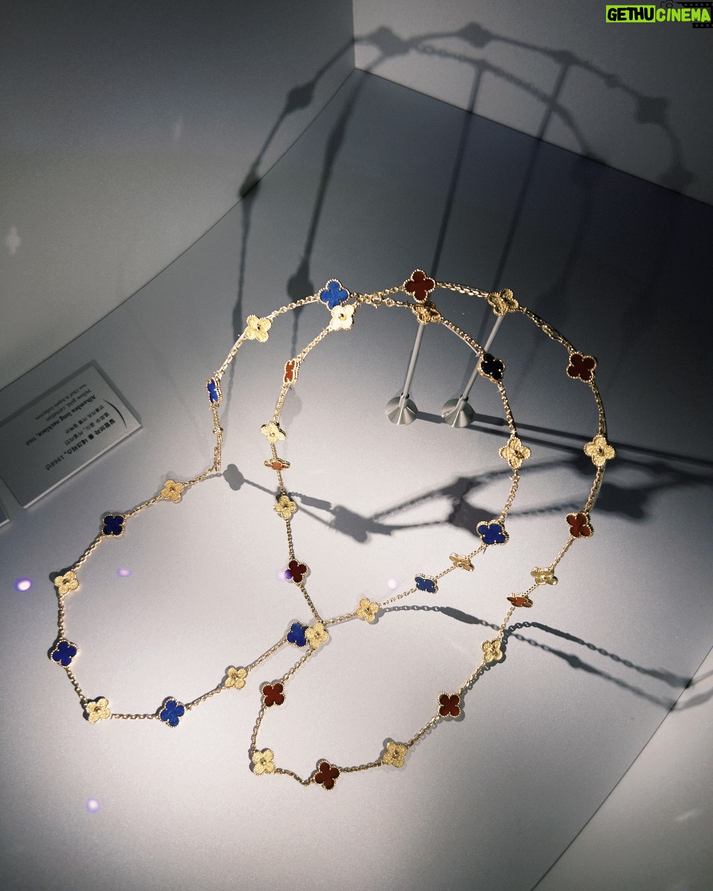 Phoebe Lin - 192 Likes - #vancleefarpels