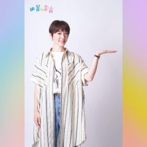 Phoebe Lin Instagram - #小菁與言言 @jingandyen.official 

跟朋友分享最近拍的戲，沒想到大家第一時間都回：小金魚演員？

好，
大家好，
我是小金魚，演員。
🐟