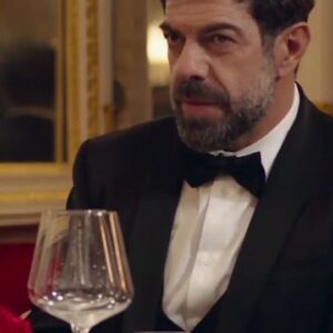 Pierfrancesco Favino Instagram - A San Valentino non si dicono bugie!

CORRO DA TE dal 17 marzo al cinema.

#CorroDaTe #SoloAlCinema
@ricmilanioff
@mirimeo
@wildsidesrl
@visionfilmdistribution