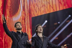 Piero Barone Instagram - Tutti Per Uno 3/3 GRAZIE 
Ci vediamo in tour! A presto