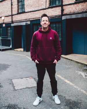 Pierre Bouvier Instagram - Brazil!!! 🇧🇷🇧🇷🇧🇷. You’re up next!! Are you ready to party with @simpleplan ??? 
📸 @shotbywozniak