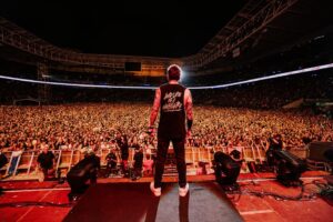 Pierre Bouvier Instagram - Well… that was one i will never forget.  Closing out @iwannabe.tour in Sao Paolo in front of about 50,000 people…. 🤯🤯🤯🇧🇷🇧🇷🇧🇷. Brasil, you took my breath away. 💛💛💛
📸 @annaleemedia