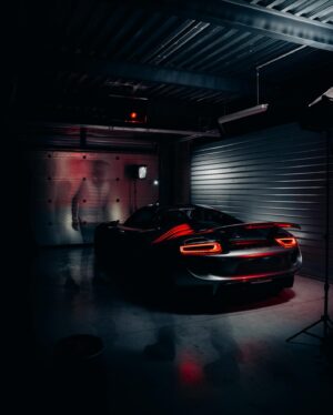 Pierre Chabrier Instagram - @topgearfr Quelques photos inédites d’une très belle aventure dont le dernier épisode best-of est sortie hier soir ! Merci aux équipes. Et à toutes celles et ceux qui ont pris du plaisir à regarder la saison !  C’était clairement pas parfait mais ça veut dire que la progression est possible 🫡 Plein d’amour et de sans plomb. Pour retrouver les épisodes c’est très bientôt sur @primevideofr