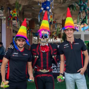 Pietro Fittipaldi Instagram - Throwing it back to when our Silverstone Tire Test pair were last together 🇲🇽😆

#HaasF1