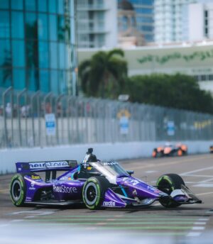 Pietro Fittipaldi Instagram - I am already missing the Florida weather… Já estou sentindo falta do clima da Flórida 😅