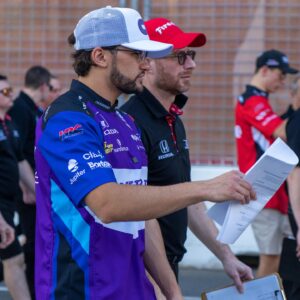 Pietro Fittipaldi Instagram - St. Pete 🌴 New track for me, looks cool! Lots to learn and looking forward to a great start of the season. 🇧🇷 St. Pete parece ser uma pista bem legal! Temos muito pra aprender ainda mas estou muito motivado para enfrentar esse desafio! Bora! 💜
