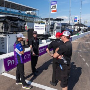 Pietro Fittipaldi Instagram - St. Pete 🌴 New track for me, looks cool! Lots to learn and looking forward to a great start of the season. 🇧🇷 St. Pete parece ser uma pista bem legal! Temos muito pra aprender ainda mas estou muito motivado para enfrentar esse desafio! Bora! 💜