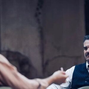 Pigmalion Dadakaridis Instagram - ...σαν λουλούδι κάποιο χέρι .... @vasiaphoto @eftihiathemovie