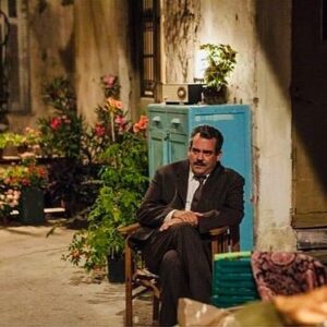 Pigmalion Dadakaridis Instagram - ...σαν λουλούδι κάποιο χέρι .... @vasiaphoto @eftihiathemovie