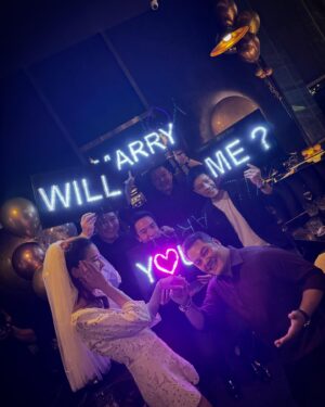 Pitchanart Sakakorn Instagram - She said.. YES!♥️💍👰🏻‍♀️ 
Congratulations & HBD Dr.Orn 🎂 @drorn_onuma 
@chin_numpaisal 
#teamgroom