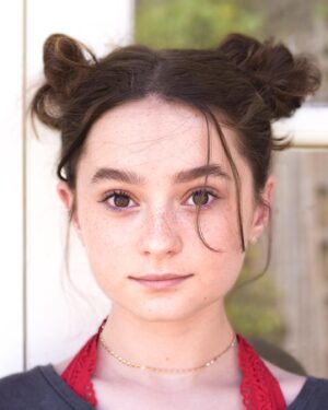 Pixie Davies Instagram - Portrait by @libertydavies 😘 😘