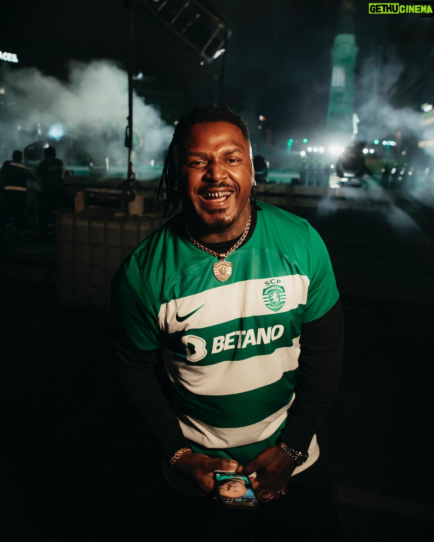 Plutonio - 69.9K Likes - Sonhar também não custa nada 💚