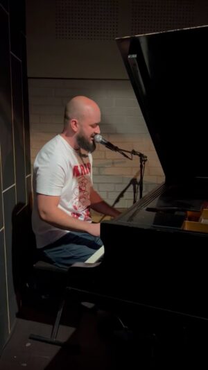 Pokáč Instagram - Nejlepší lék je ... ? 🍷🎹