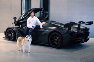 Pol Espargaró Instagram - Thanks KTM @ktm_xbow to let me be the owner number 44 of this masterpiece limited edition 🖼️🐺#XbowGtXr #HatOff #Hypercar #MyTresure