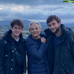Pol Monen Instagram - Coming 🔜 @alma_netflix 🥰
Dirigida por @sergiogsanchez y @kikemaillo 

No podría haber estado mejor rodeado😊 ya queda poquito para terminar el rodaje. Muchas ganas de que podáis ver lo que estamos haciendo con tanto cariño. Es una historia preciosa.