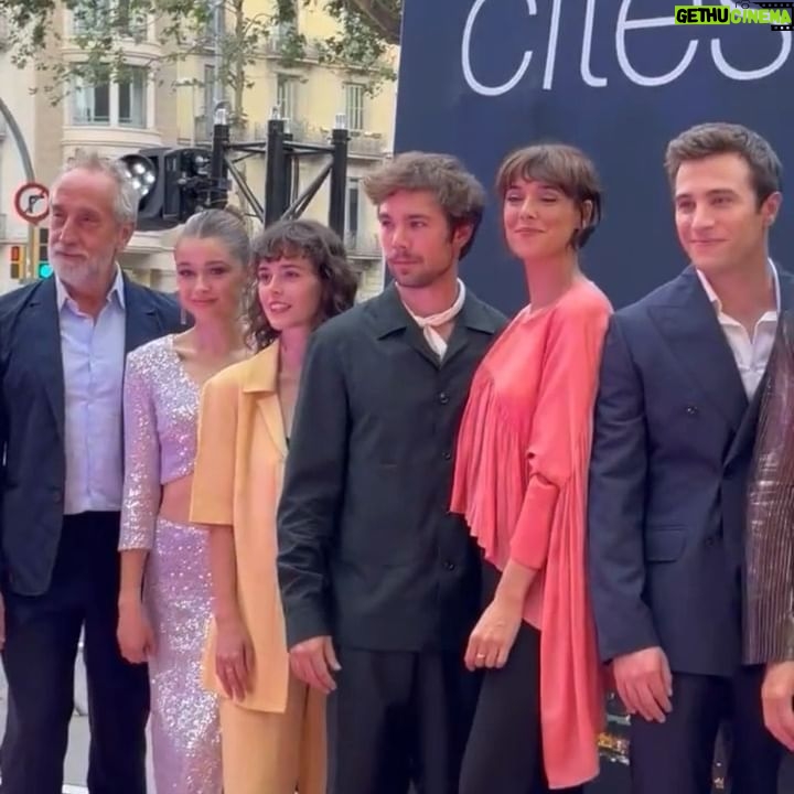 Pol Monen - 10.8K Likes - Ayer en el preestreno de #CitasBarcelona pudimos ver los dos primeros capítulos de esta temporada y son una PASADA 😱 Creo que os van a gustar mucho.
Estoy muy contento y agradecido de poder formar parte de esta serie, junto a un reparto increíble y un gran equipo.
El dia dotze primers dos capitols a @tv3cat
El 13 de Junio tendréis todos los capítulos en @primevideoes
Moltes gràcies #CarlesTorrens @paufreixas7 @filmaxpresenta @a6cinema @ireneroque_casting 💙🫶