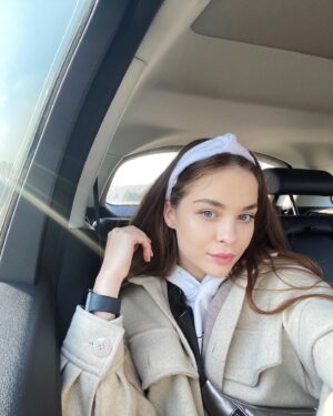 Polina Nosykhina Instagram - Любимый ободочек от @krasotka.stuff 😍