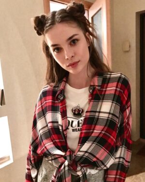 Polina Nosykhina Instagram - После Зимы🖤🎬