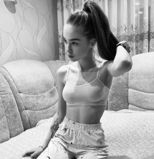 Polina Nosykhina Instagram - На домашнем с @yulia_ovcharova ❤️