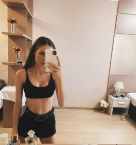 Actress Polina Nosykhina HD Instagram Photos and Wallpapers February 2021