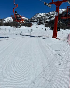 Polo Ramírez Instagram - Gran fin de semana disfrutando de la nieve y un paisaje increíble @hoteltermaschillan
