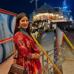 Poonam Dubey Instagram - राम नाम की लुट है लूट सके तो लूट ।
अंत समय पछताएगा जब प्राण जाएँगे छूट।।

🙏 राम सिया राम सिया राम जय जय राम 🙏
.
.
.
@__deepaktripathi__ ji आपको बहुत बहुत धन्यवाद बहुत अच्छा दर्शन हुआ।