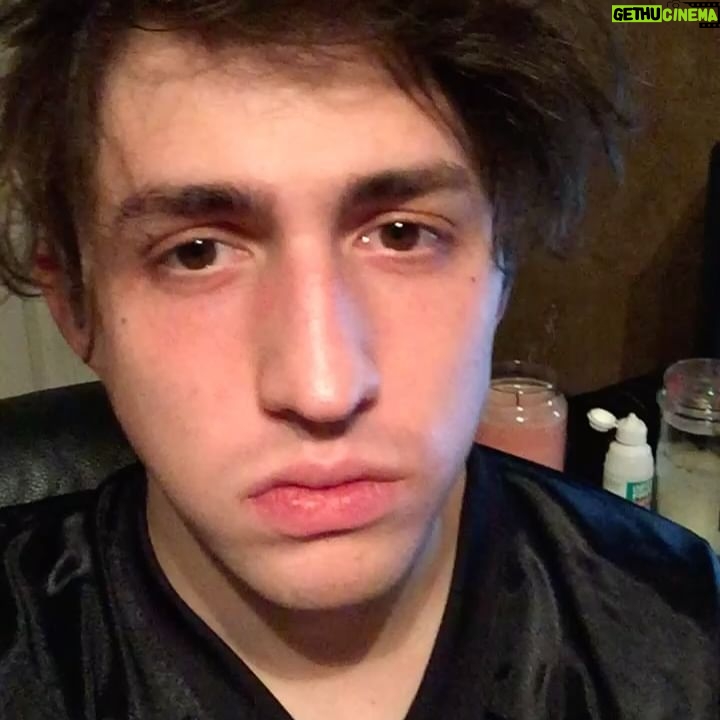Porter Robinson - 40.9K Likes - the reviews are in