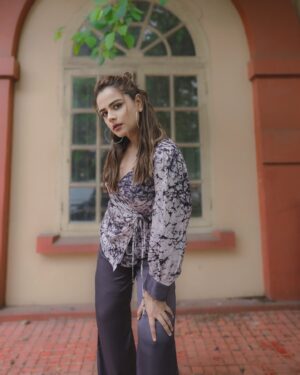 Prachi Tehlan Instagram - 🧚🏻‍♀️

👗: @shopdorabi 
📸: @jibin_dev_official 
💄: @makeup_by_shibinantony @delia_john__ 
🙋🏻‍♀️: @rashmimuraleedharan
✂️ : @blackbatchframes

📷: @nikonindiaofficial