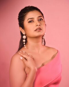 Actress Prajakta Mali HD Instagram Photos and Wallpapers June 2024