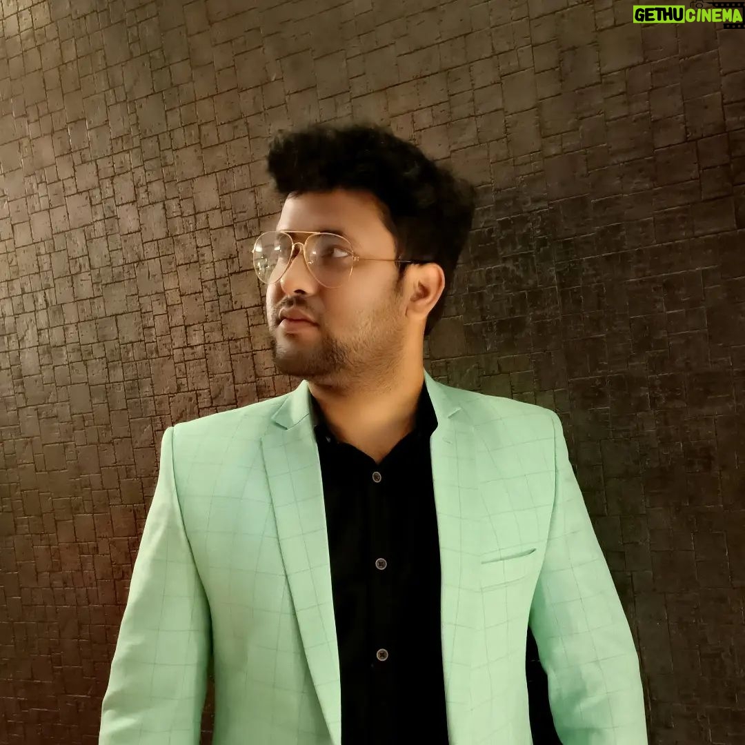 Pranab Kr Nath - 2.3K Likes - To find someone who will love you for no reason, and to shower that person with reasons, that is the ultimate happiness. @pranabkrnathact @yamtha.uma
#publicfigure #pictures #pictureoftheday #photography #photo #fashionstyle #fashion #face #picture #pic #picoftheday #artist #actor #goodlooking #smile #smartlovers #bestpicture