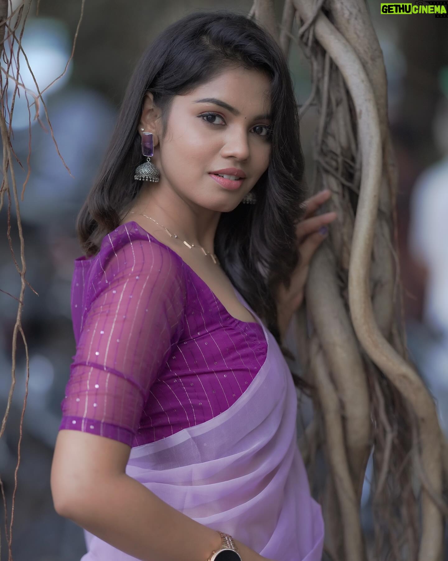 Pranika Dhakshu - 47.7K Likes - அவளாய் அவளிருப்பதே
அவளுக்கு அழகு..!!! 🌼🫰
Outfit - @mahizhmathy_ratnachalam
Photographer - @camerasenthil
Shoot Organized by @rrajeshananda
#pranikadhakshu #zara #saree #sareelove #fashion #lavender