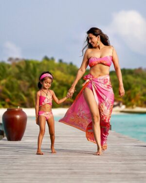 Pranitaa Pandit Instagram - Hand in hand, heart to heart, exploring paradise with my little one 🌴❤️ Swipe Left 

At - @coco_resorts 
Our Outfit - @tizzi.official 

#TwinningInParadise #MaldivesMagic #MomAndMini #UnbreakableBond #IslandAdventures #FamilyTime #HeartFullOfLove #PreciousMoments #MotherhoodJoy #IslandMemories  #cocoboduhithi #cocomoments #trulymaldivianhiddengem