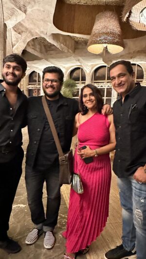 Prasad Oak Instagram - #happybdayqueen 
@manjiri_oak you are the heart n soul of this clan ….. I & we love you immensely …. Baaki sagala tula mahitich aahe 
Stay as you are happy and mad 
@oakprasad @manjiri_oak @mapuskar @memanesanjay @mayankoak @sarthakoak03 @oak_mascara we missed you baby girl 
#happybday #manjirioak #prasadoak