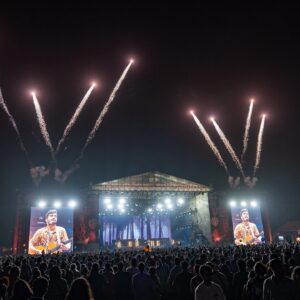 Prateek Kuhad Instagram - Best to arrive EARLY! Silhouettes India Tour EARLY BIRD TICKETS NOW LIVE.

BOOK NOW on prateekkuhad.com/tour & BookMyShow.

Presented by Johnnie Walker Refreshing Mixer Non-Alcoholic 
Produced and curated by @tribevibe.live
Co-Curated by @bigbadwolfdotin 

#SilhouettesTour