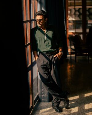 Pratik Gandhi Instagram - Ani & Kavya have got me hooked to 𝓑𝓲𝓷 𝓽𝓮𝓻𝓮 𝓼𝓪𝓷𝓪𝓶... all over again. 

Watch DO AUR DO PYAAR and you'll know what I mean.

In cinemas near you.

.

Stylist- @styleitwithniki
📸- @lovdipsingh
Polo shirt - @tarinivijofficial
Footwear- @lafattio
Hair @sandypanwar1810 
Makeup @sayyed_makeup_art 
Managed by @kaajalgb