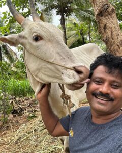 Prem Instagram - ಆ ಪರಶಿವನು ಪ್ರತಿಯೊಬ್ಬರಿಗೂ ಒಳ್ಳೆಯದನ್ನು ಮಾಡಲಿ ಹಾಗೂ ನಾಡಿನೆಲ್ಲೆಡೆ ಸುಖ ಶಾಂತಿ ಸಮೃದ್ಧಿ ನೆಲೆಸುವಂತೆ ಕರುಣಿಸಲಿ, ಮಹಾಶಿವರಾತ್ರಿ* ಹಬ್ಬದ ಹಾರ್ದಿಕ ಶುಭಾಶಯಗಳು #kD #kdthedvil team #ammanathota #hallikar