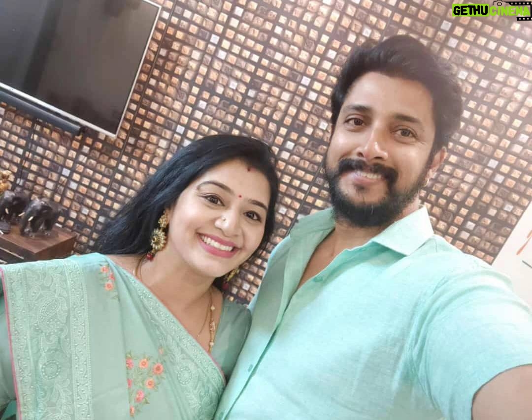 Prem Kumar - 16.1K Likes - 🤗The Best😙
#Selfmakeover✨
#beautifulsaree🎁byResh
#anotherlocation🏡sakkare