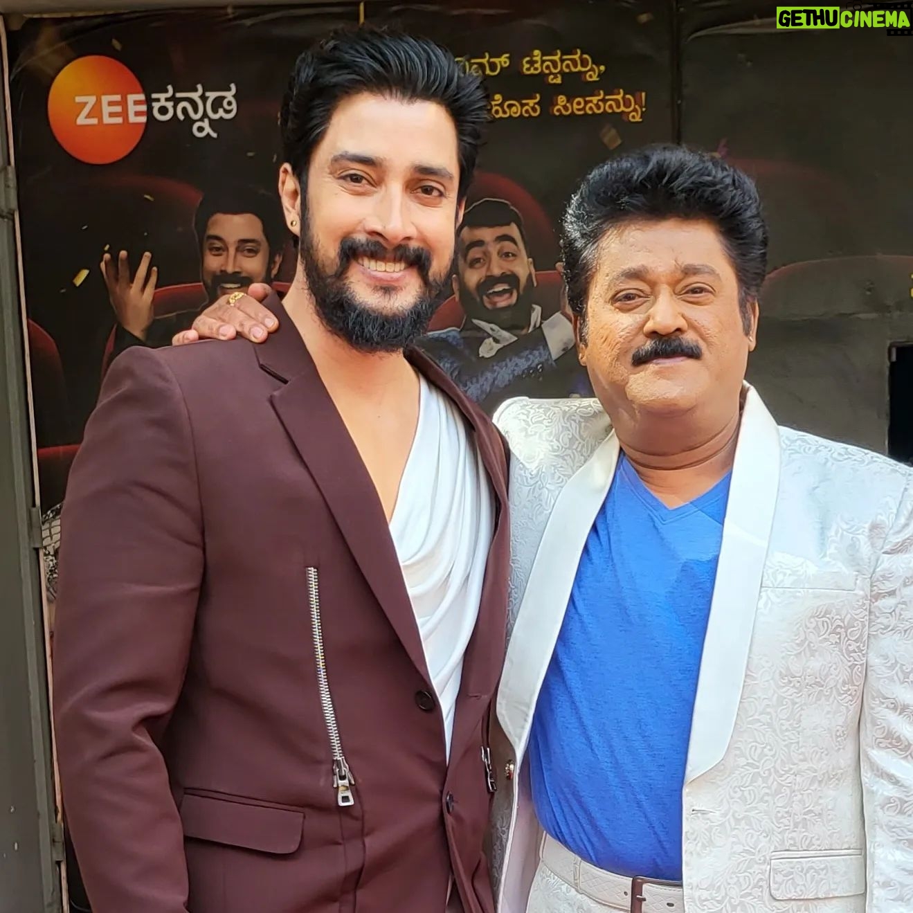 Prem Kumar - 9.1K Likes - ಕಾಮಿಡಿಯಲ್ಲಿ ಕಿಲಾಡಿ , ಸ್ನೇಹಕ್ಕೆ ಒಡನಾಡಿ ಪ್ರೀತಿಯ ಜಗ್ಗೇಶಣ್ಣನಿಗೆ HAPPY BIRTHDAY
Love u ಅಣ್ಣ
#STAYLOVELY