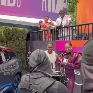 Pretty Vee Instagram - Dedication Makes Dreams Come True!🤩🥹

I Kilt The @bet 2024 Pre-Show With My Bros @terrencej @therealtank @mouse_jones @jaemurphy I Love Y’all & Thank You For All That You Do!!!! I Admire The Grind & Hustle✨

- I Love Being In My Element….. I Love Touching The Ppl It’s Such A Beautiful Thing When There’s No Rules To It!
Just Absolutely BE YOU! Thanks Again @bet Love Y’all 🎤🤍

God Thank You 🙏🏽

MUA: @picaasso 

Hairstylist:  @billions_pink 

Stylist: @sankaraxt 

- PrettyVee 💋