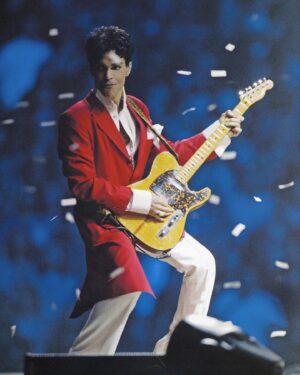 Prince Instagram - Snapshots of Prince’s electrifying performances on the Musicology Live 2004ever tour were immortalized in the Official Tour Book! 

📸 by Afshin Shahidi