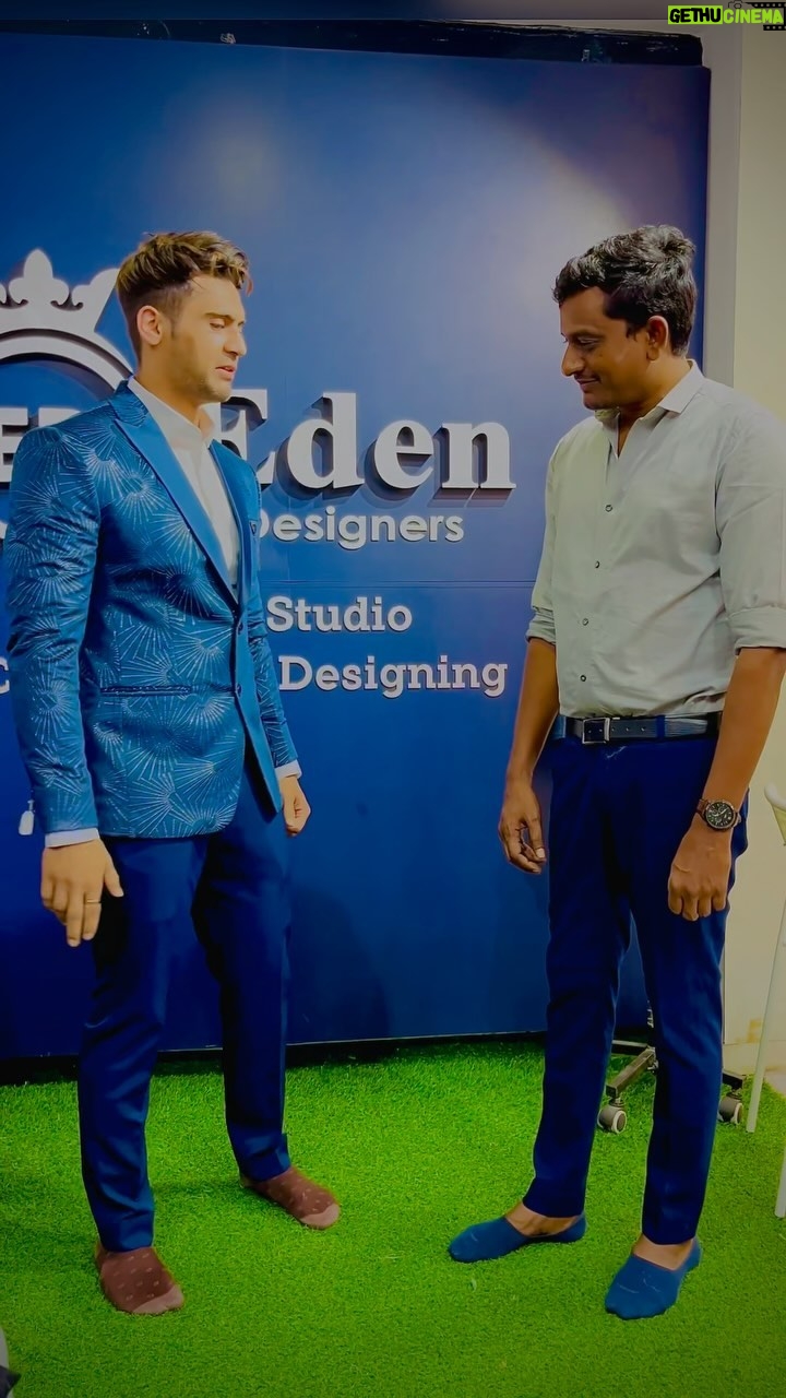 Prince Yawar - 35.9K Likes - Bagundhi kada 🤍🫶
Outfit designed by Eden designer
Contact 9515377928 for details
Visit the store near Secunderabad Mahankali temple
.
.
.
.
.
.#bigboss #bigboss7 #yawar #sivaji #pallaviprashanth #spy #nagarjuna #starmaa #drees #designer #fashionmodel #edendesigner #trending #telugu #fashion #suits #hastags #tailoring #stiching #bb17 #bb #telugubigboss #celebrity#limesodamedia