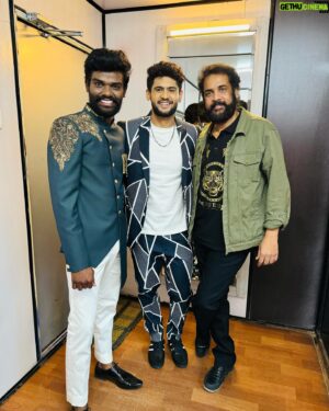 Prince Yawar Instagram - SPY ✊🏻 @pallaviprashanth_ @actorsivaji_ anna 🤍🫶🏻

#spy #princeyawar #pallaviprashanth #shivji #biggbosstelugu #biggbosstelugu7