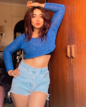 Priya Mishra Instagram - Feeling as blue as the ocean 🌊💙