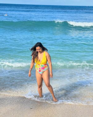 Priya Paramita Paul Instagram - No more monday blues 🌼
#mondayblues 
#mondaymotivation
#bikinibabe
#bikinistyle 
#priyaparamitapaul
