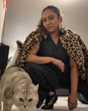 Priya Paramita Paul Instagram - Let's wear some high fashion with the wild cat…
Shall we?

#priyaparamitapaul #highfashion #styled #furjacket #leaopardprint
