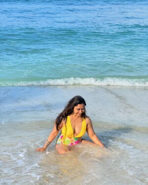 Priya Paramita Paul Instagram - No more monday blues 🌼
#mondayblues 
#mondaymotivation
#bikinibabe
#bikinistyle 
#priyaparamitapaul