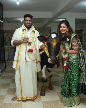 Priyanka Chincholi Instagram - Happy Ugadi from ours to yours 💚💚
@rakesh170684 

#ugadi #gudipadwa #newyear #india #baisakhi #festival #hindu #holi #onam #bastardussehra #diwali #chapacharkut #hindunewyear #bohagbihu #mahashivaratri #ugadispecial #happyugadi #padwa #hindufestival #mantra #haribol #priyankachincholi #hhm #manasareserial #manasellanene #kannadafilmindustry #banglore #indian #love #life