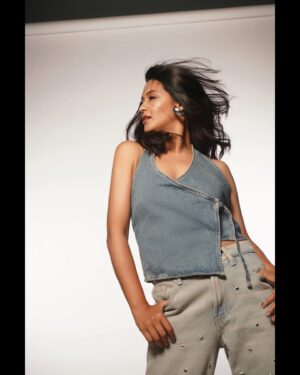 Priyanka Sarkar Instagram - 🪽🪽🪽 ...

@sourav.dutta.kolkata 

@makeupbysumanganguly 

@fashiondoctor_official 

@bhaskar5100 
@abhireporting
