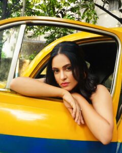 Actress Priyanka Sarkar HD Instagram Photos and Wallpapers August 2024
